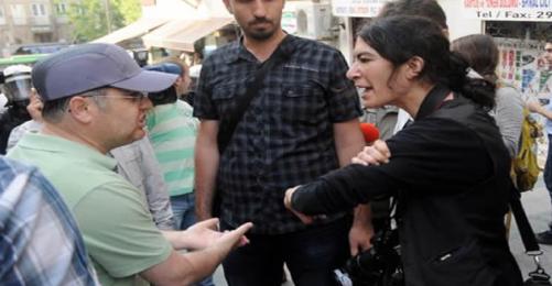 Anmada Kadın Gazetecilere Saldırı