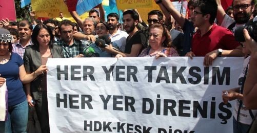 "Amed İsyandır, Taksim'e Selamdır"
