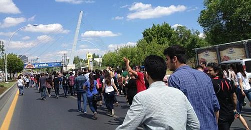 Ankara'da Öğrencilere Polis Saldırısı