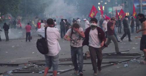“Ankara’da Polis Revire de Saldırdı”