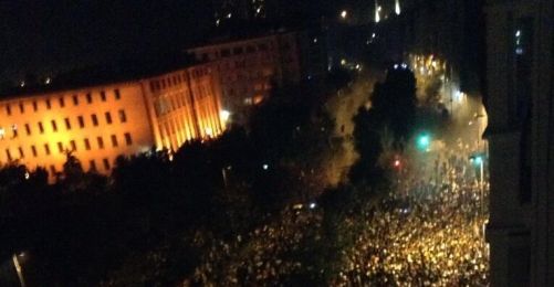 "Hayatını Kaybedenler İçin Saat 16.00'da Taksim'deyiz"