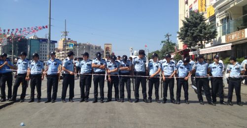 Taksim Ablukasına Karşı Direniş