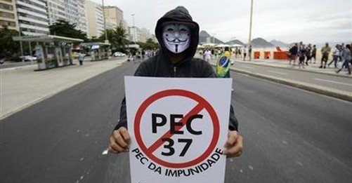 Brezilya'da Tepki Çeken Anayasa Değişikliği Reddedildi