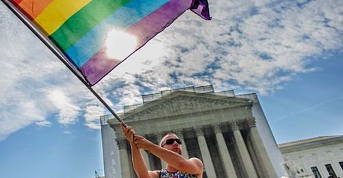 ABD’de Homofobik Evlilik Kanunu İptal