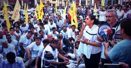 Galatasaray'da "Hükümet Adım At" Eylemi