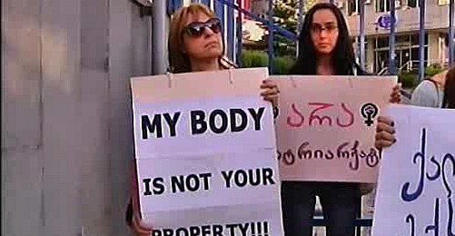 Kadınların Bekaret Kontrolü Protestosu