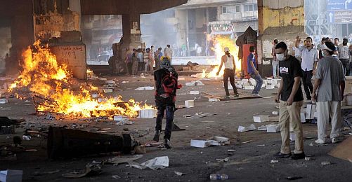 Mısır'da Polislere Saldırı