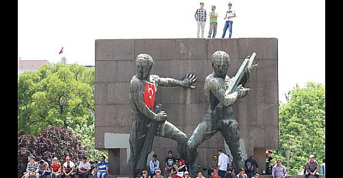 Ankara: Unutmanın ve Hatırlamanın Radikalliği