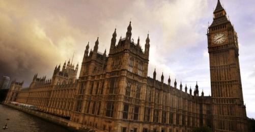 İngiltere “Suriye'ye Müdahaleyi” Oylayacak