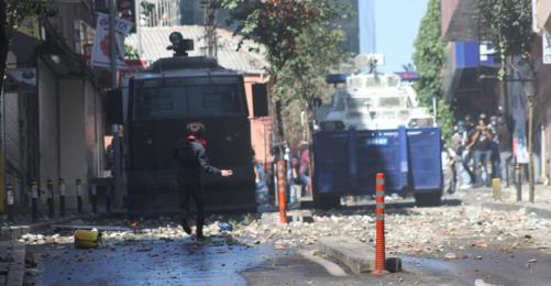 “Adalet” Eylemine Polis Saldırdı