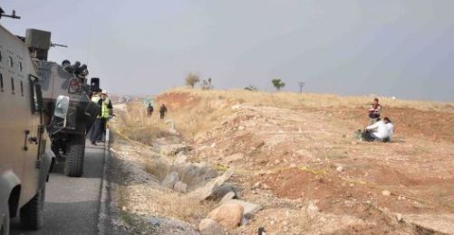Üç Rojavalı Sınırda Vuruldu