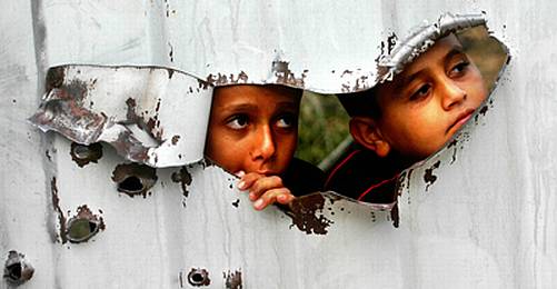 “Türkiye’de Çocuk Hak Sahibi Birey Olarak Görülmüyor”