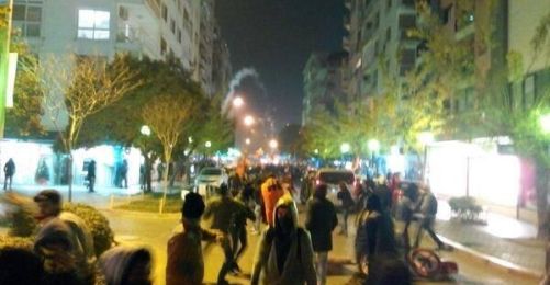 İzmir Yolsuzluğa Karşı Yine Sokakta