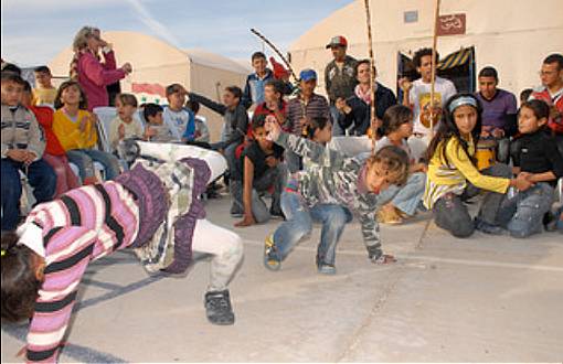 Suriyeli Çocuklar Dansla Dile Geliyor
