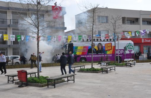 Urla’da HDP’lilere Saldırı