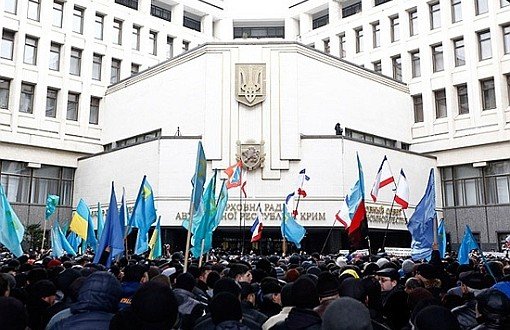 Kırım Parlamentosu Rusya'ya Bağlanma Kararı Aldı