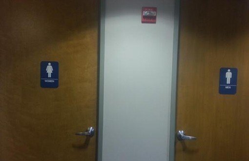 Belediyeden Cinsiyetsiz Tuvalet Kampanyası