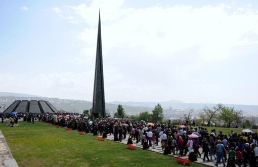 Erivan'da Soykırım Anması