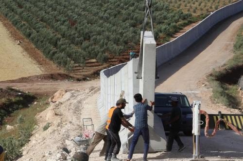 Turkey is Building A Wall on Syrian Border