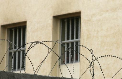 Turkey Convicted of Banning Kurdish in Prison 