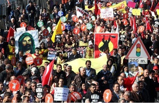 AKP ve Alevi Uzlaşmazlığı