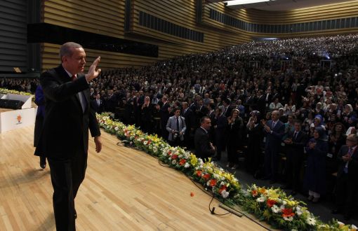 "5 Gazete, 3 TV'nin Erdoğan'ın Adaylık İlanına Çağrılmaması Utanç Verici"