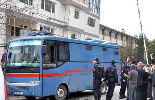 KCK Diyarbakır’da 30 Tahliye, 2 Ret