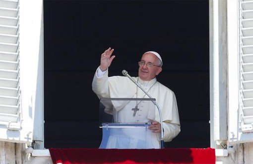 Papa Kilise Tacizleri İçin Özür Diledi