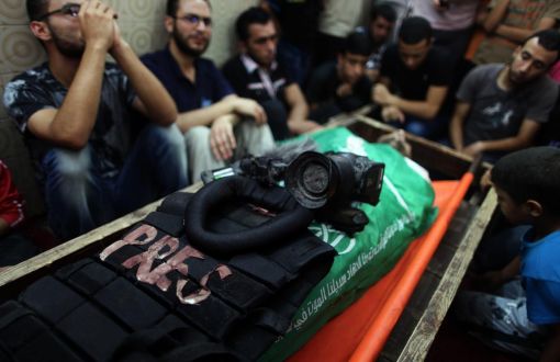 Gazze’de Bir Gazeteci ve Sağlık Görevlisi Öldürüldü