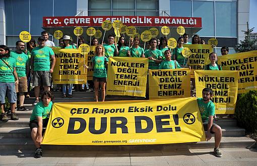 Nükleer Santral ÇED Toplantısında Protesto