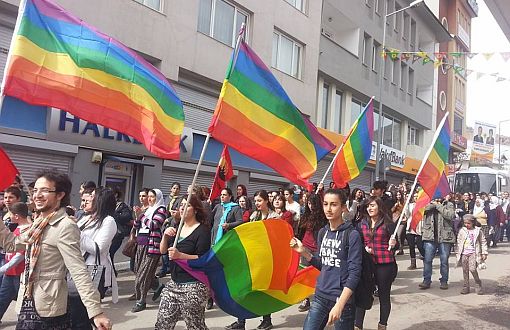 Dersim'de Homofobi ve Transfobiye Karşı Yürüyüş