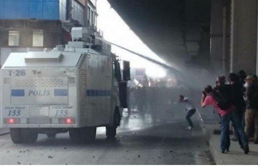 Torun Center Önünde Polisten Gaz Saldırısı