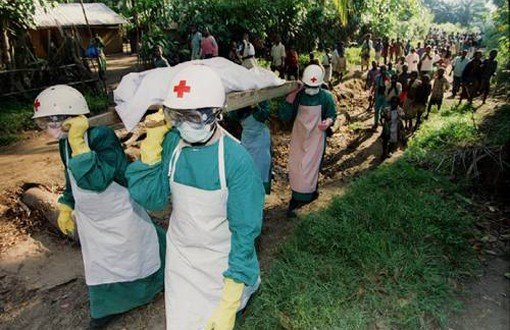 Ebola'dan Ölen Doktor Sayısı Dörde Çıktı