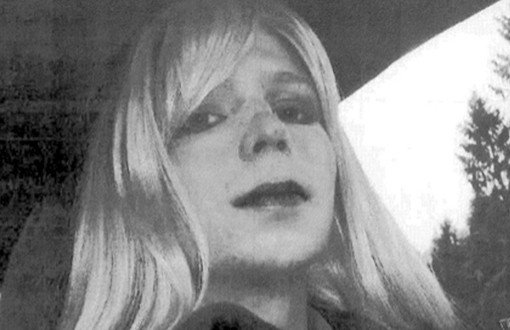 Chelsea Manning'den Pentagon'a Hormon Terapisi Davası