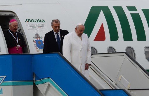 Pope Francis Arrives in Turkey 