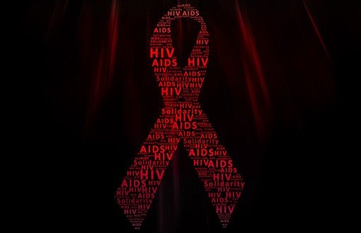 AIDS’i Bitirmenin Yolu: Evrensel İnsan Haklarına Erişim