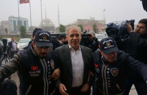 Eski AKP'li Vekil Cumhurbaşkanına Hakaretten Tutuklandı
