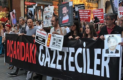 Türkiye  Gazeteci Hapsetmekte Dünyanın 10. Ülkesi