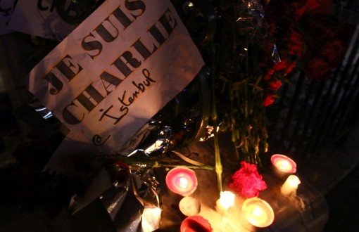 İstanbullular Charlie Hebdo İçin Yürüdü