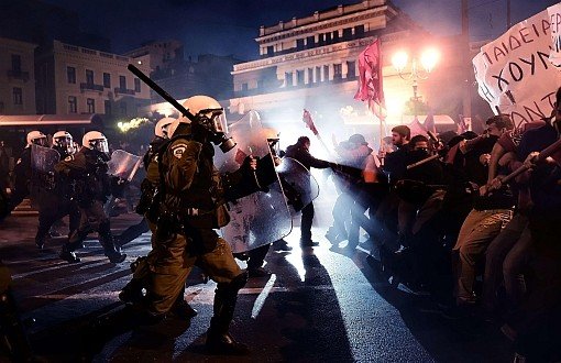 Yunanistan'ın "Yıkılışı"ndan Syriza'ya