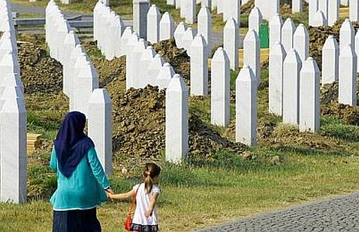 Mahkemenin Srebrenitsa Katliamı Kararı Değişmedi