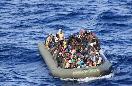Akdeniz’de Mülteci Botları Battı, 300 Kişi Kayıp