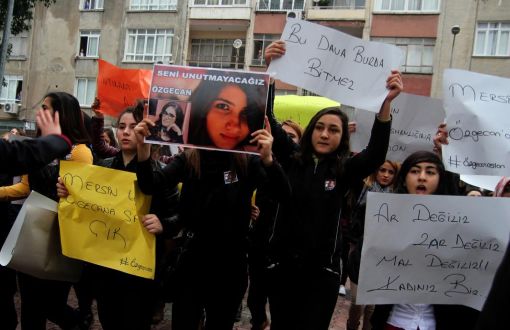 Mersin’deki Üniversiteli Kadınlar Ulaşım Sorunlarını Anlatıyor