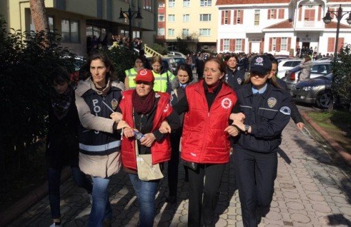 Arzu Çerkezoğlu: 35 Kişi Gözaltındayız