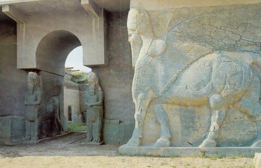 IŞİD Nimrud Antik Kentine Saldırdı