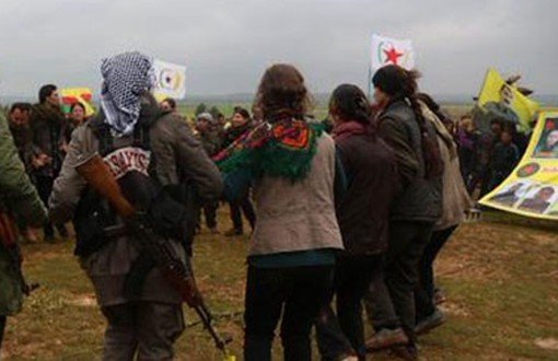 Kobanê ve Şengal Newroz'u Kutluyor
