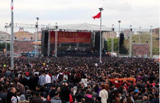 İstanbul Valiliği Grup Yorum Konserini Yasakladı