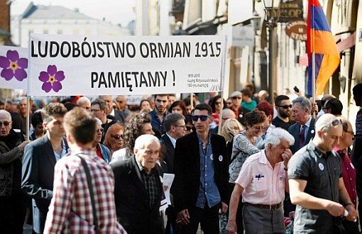 Polonyalı Ermeniler Soykırım için Sessiz Yürüdüler