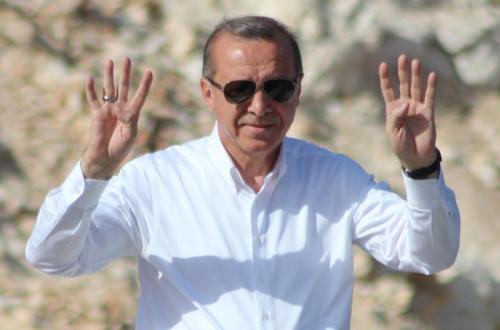 Erdoğan to Journalists: “Paid Charlatans”