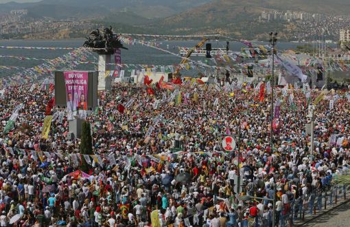 İzmir’de Binler HDP Mitinginde Buluştu